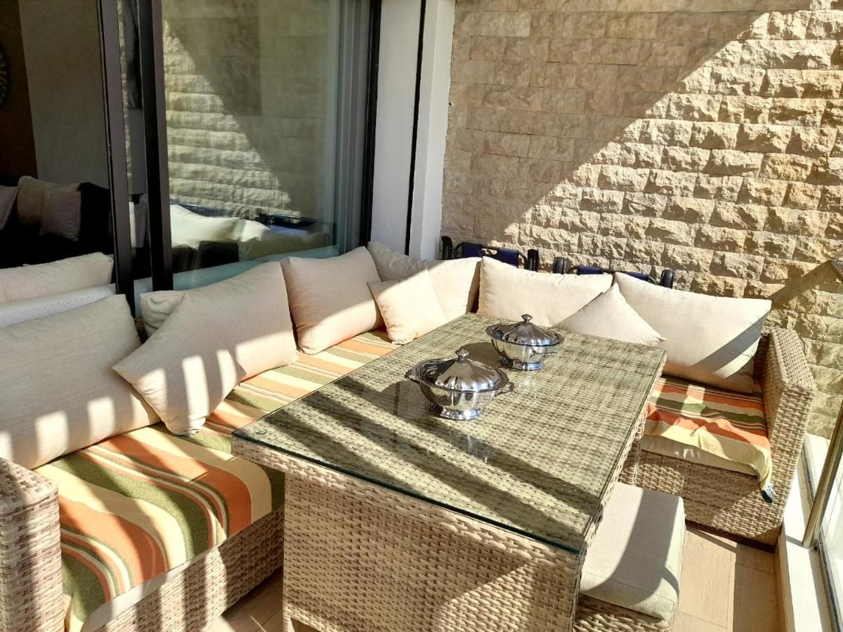 Vus Sur Mer Et Piscine Salé Екстериор снимка